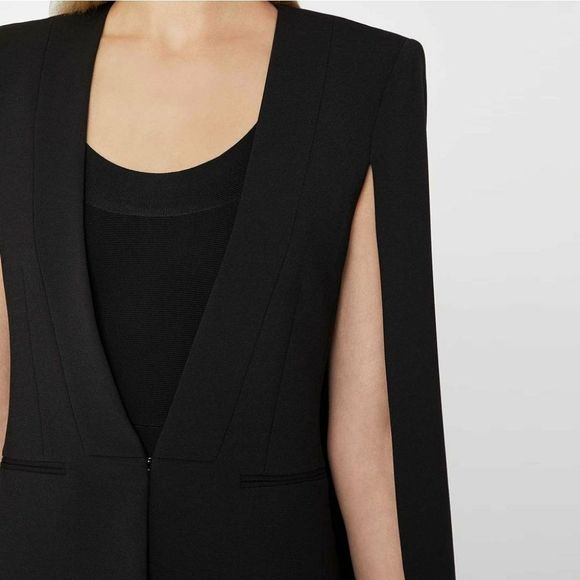 NWOT BCBGMaxAzria Cape Blazer - Picture 4 of 4